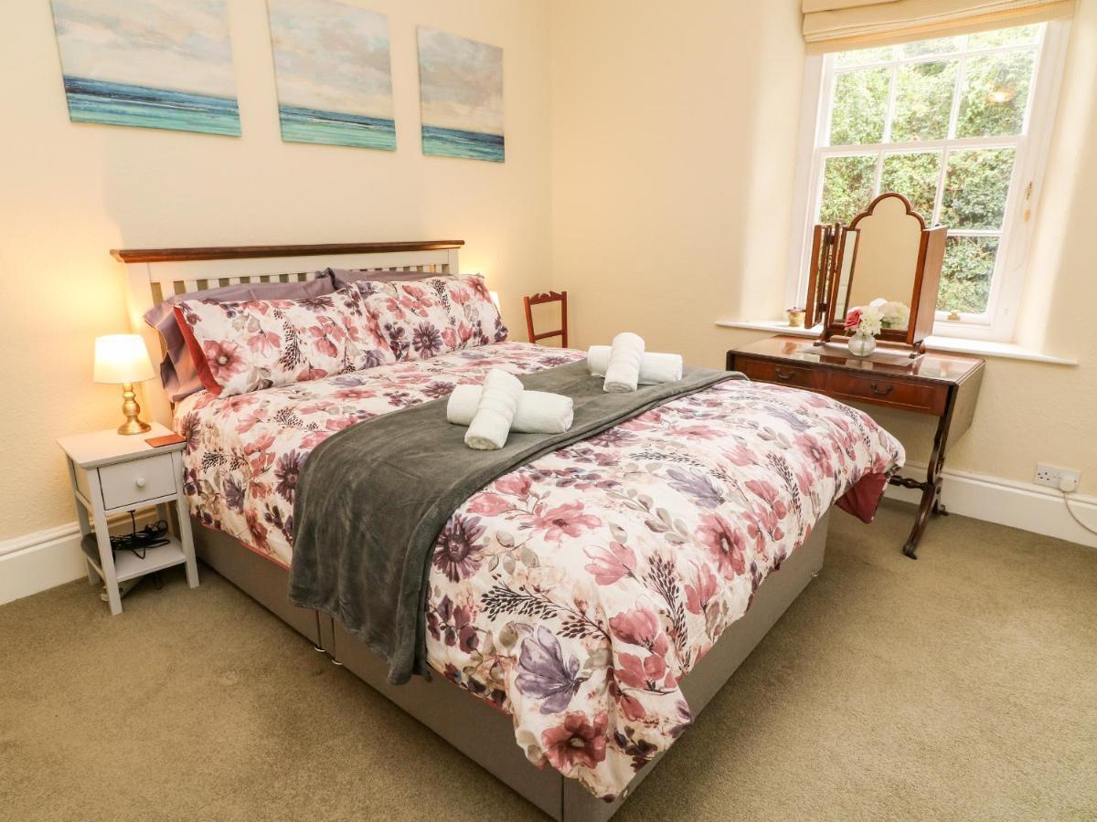 Westmorland Cottage 그레인지오버샌즈 외부 사진